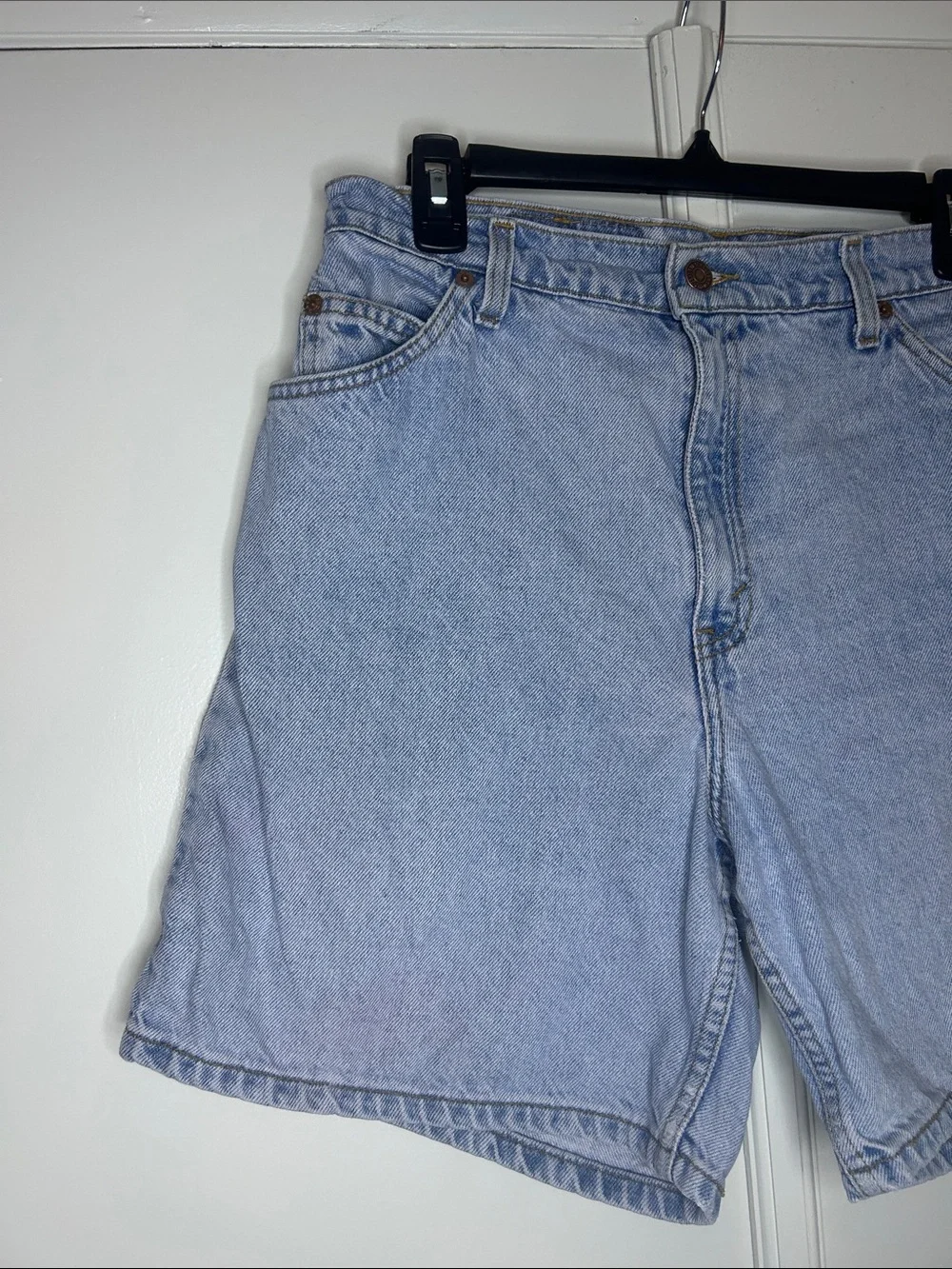 Vintage 90s Levi's Light Wash Denim Shorts | High Rise Mom Shorts | Orange Tab - Picture 3 of 12